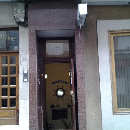 Pension El Camarote Cudillero Bagian luar foto